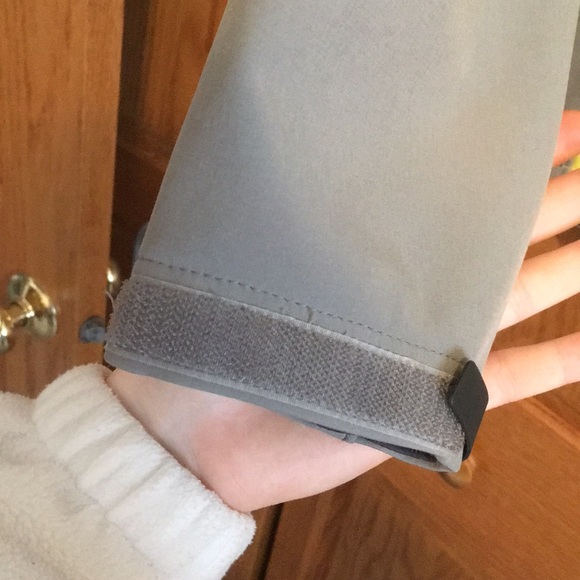 Gray North Face Jacket - Picture 3 of 5